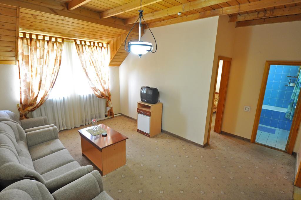 Grand Orzu Hotel Taschkent Exterior foto